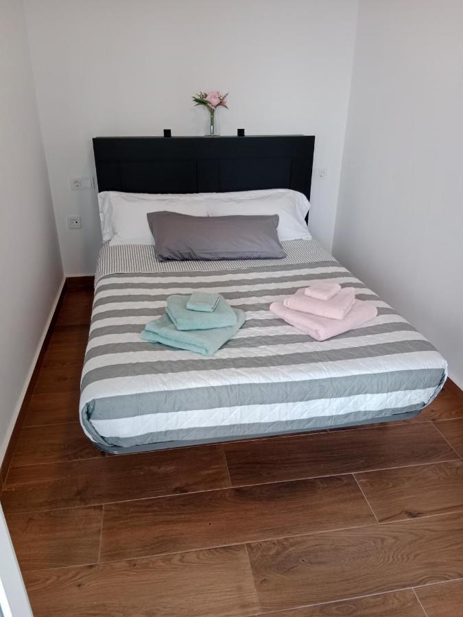 Beach Apartment Торевиеха Екстериор снимка
