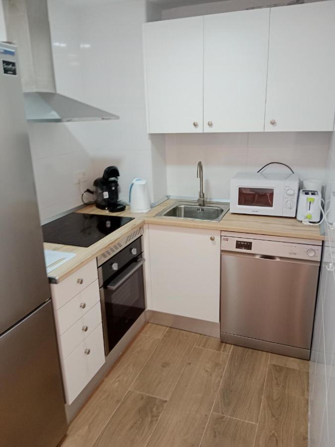 Beach Apartment Торевиеха Екстериор снимка