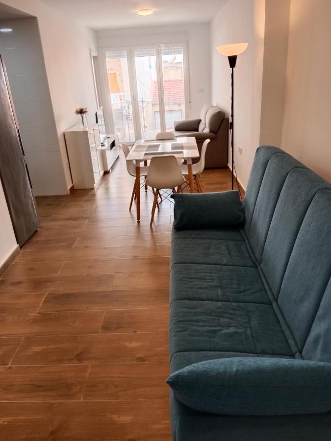 Beach Apartment Торевиеха Екстериор снимка